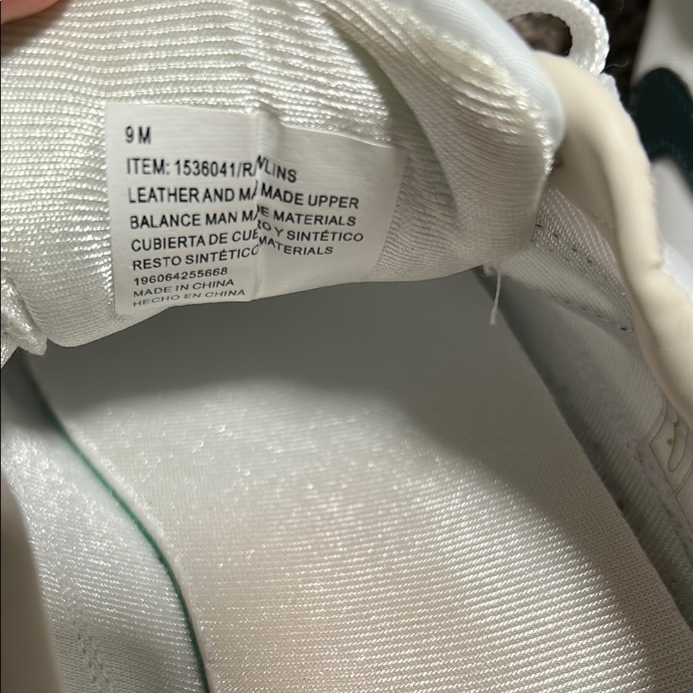 Tretorn White and Green Classic Sneakers - Picture 6 of 7